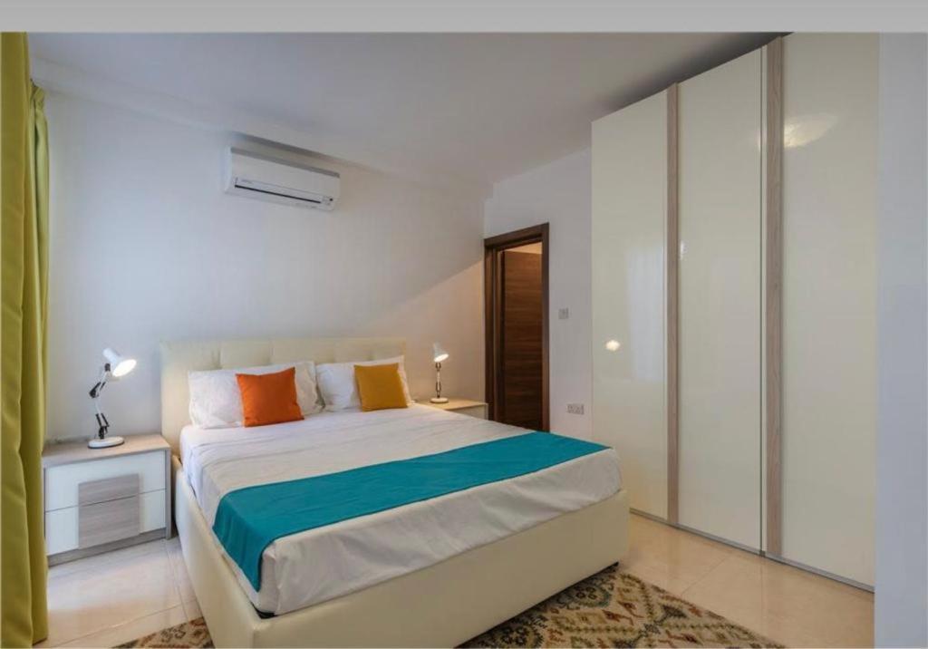 The Caves Apartment *